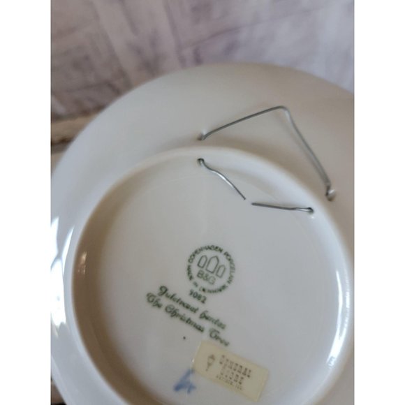 B&g the Christmas tree 9082 1982 tree plate Denmar - Picture 2 of 3